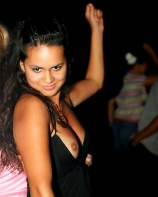 Пьяные девушки превращают вечеринки в горячую порку 4 фотография