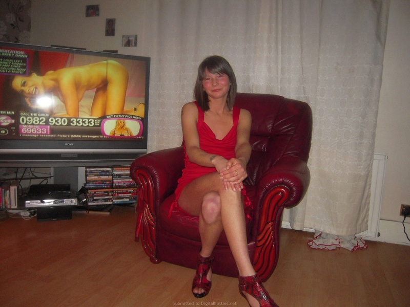 Бэйба позирует в нижнем белье для своего бойфренда 20 фотография