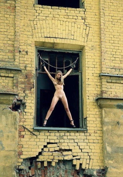 На что только не готовы бабы ради очередного пузырька с духами 11 фотография